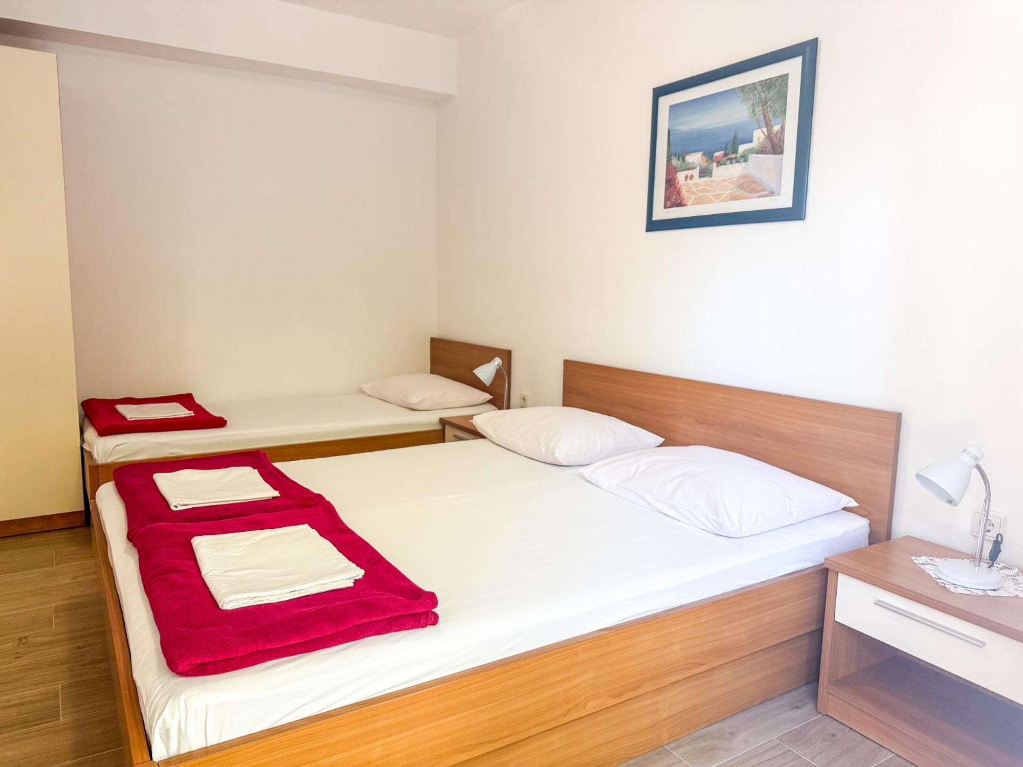 Niko Apartments درفينيك المظهر الخارجي الصورة