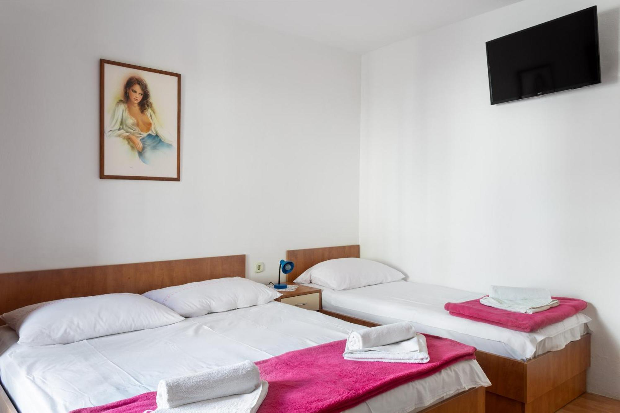 Niko Apartments درفينيك الغرفة الصورة